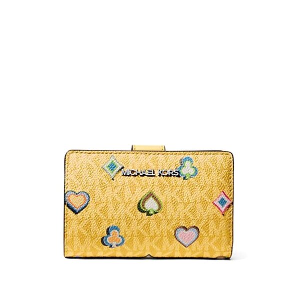 New Michael Kors Jet Set Medium Printed Signature Logo Wallet Honey Multi - Picture 1 of 2